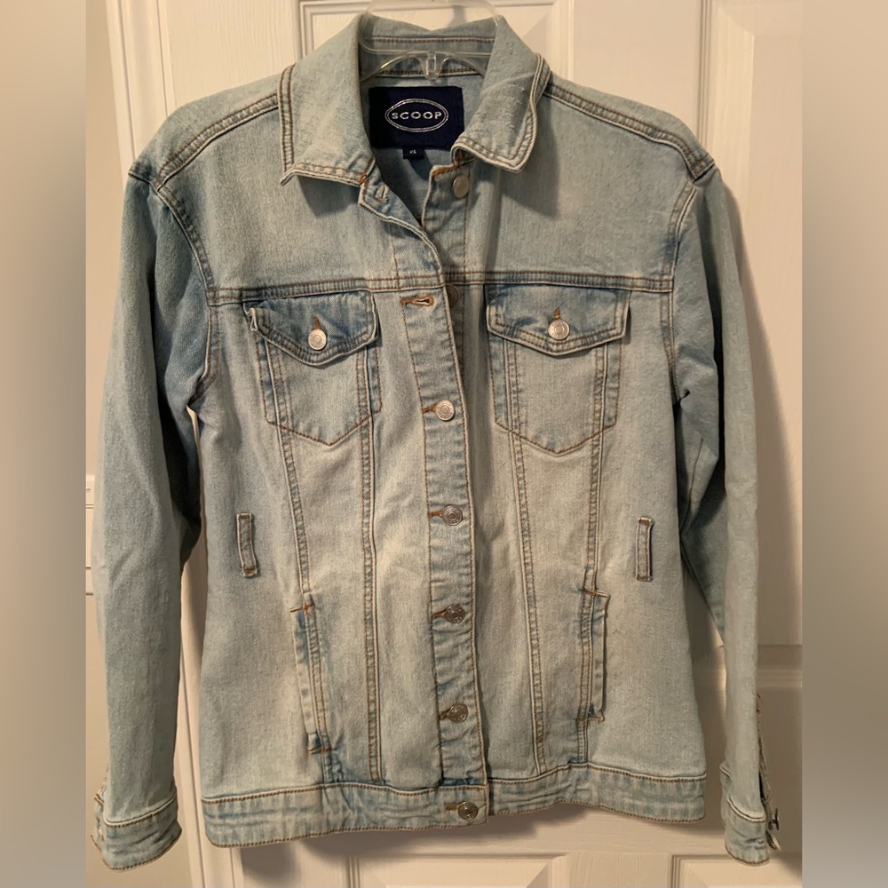 Light wash Jean jacket.